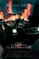 Ateşle oynayan kız – Flickan som lekte med elden